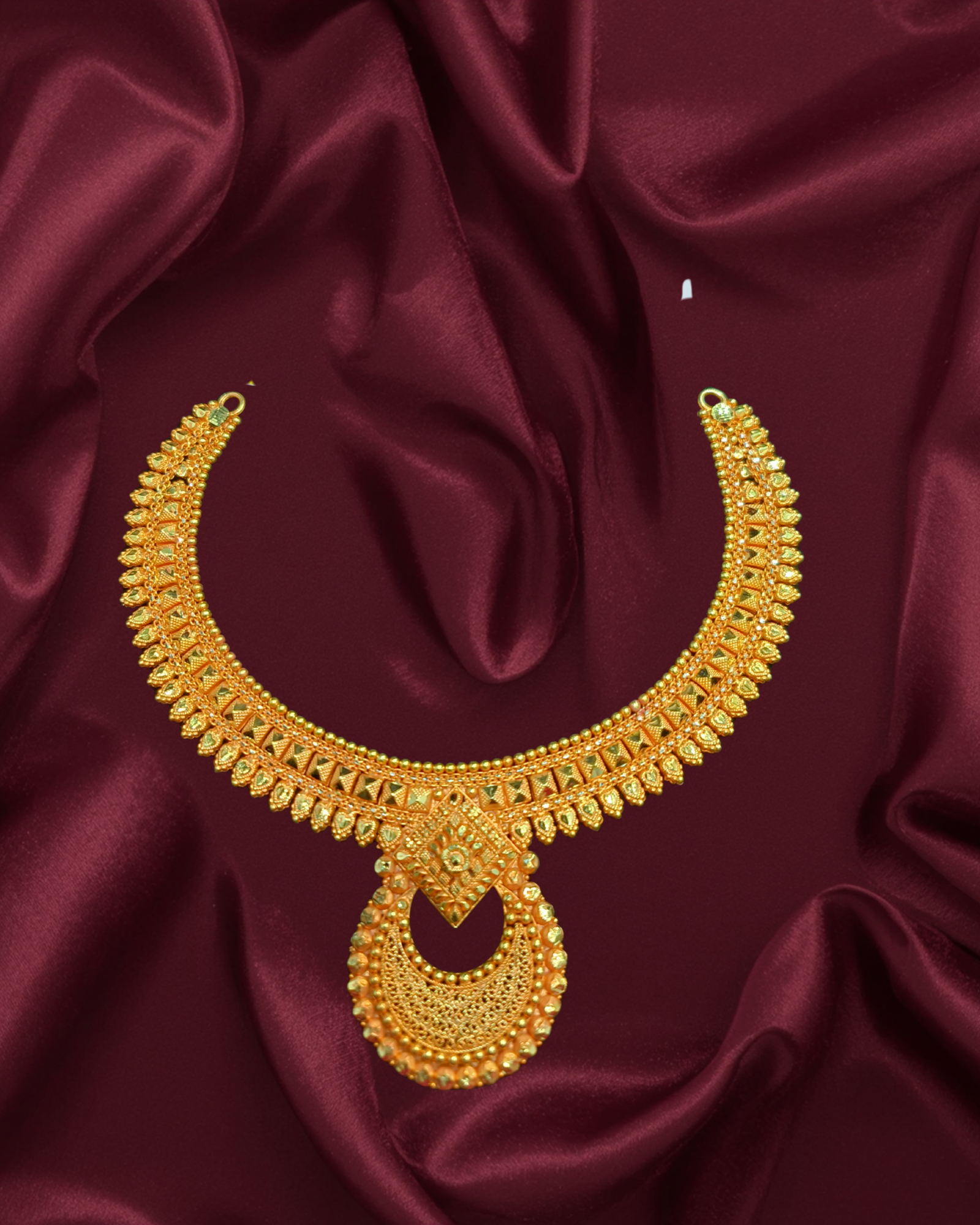 NECKLESS